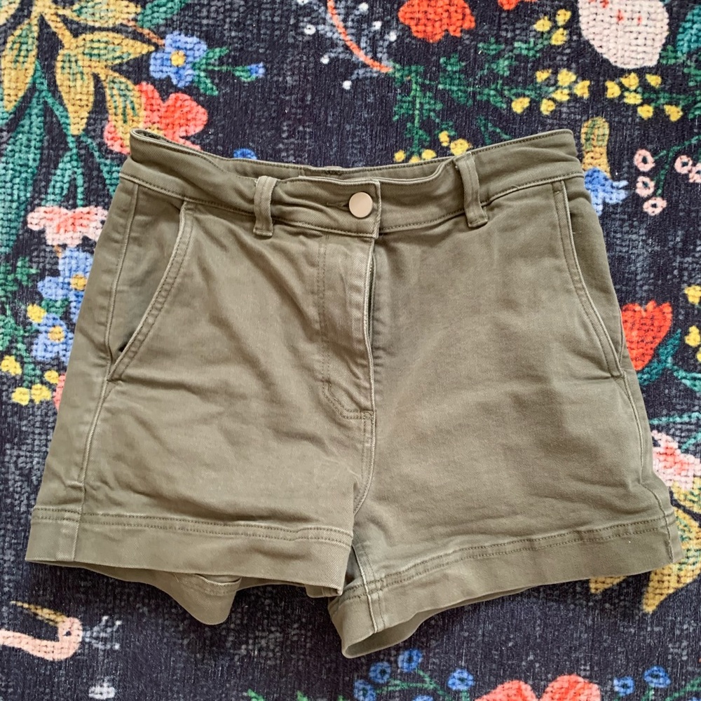 Everlane Olive Cotton Twill Short